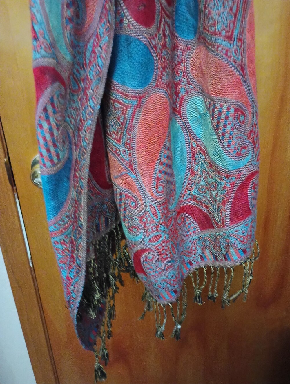Multicolor Scarf Bundle 3 - Picture 5 of 6